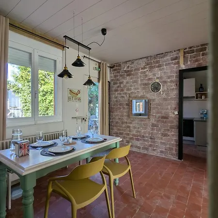 Holiday home Lieu Atypique - La Petite Epicerie Berville-sur-Mer