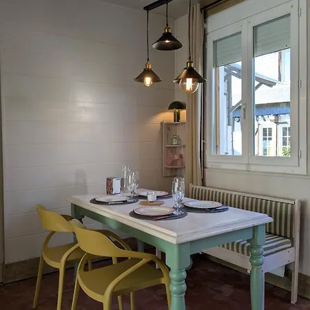 Holiday home Lieu Atypique - La Petite Epicerie *