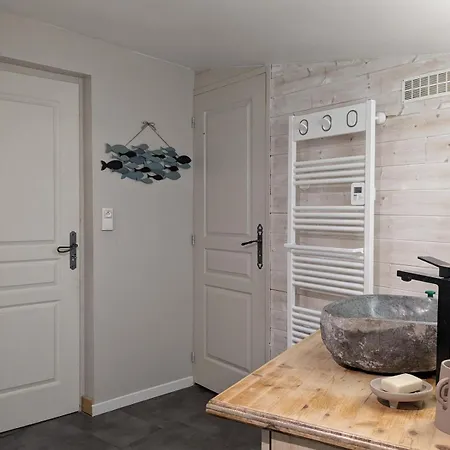 Holiday home Lieu Atypique - La Petite Epicerie Berville-sur-Mer