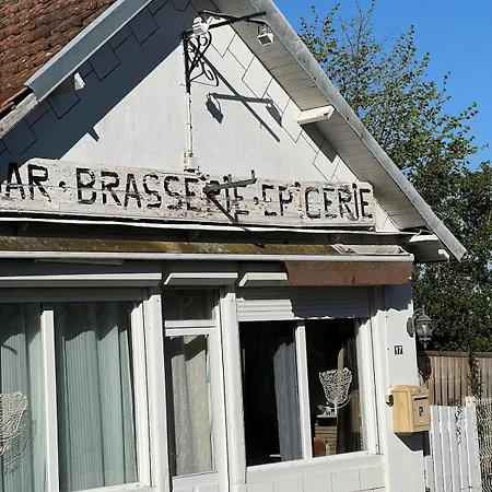 Holiday home Lieu Atypique - La Petite Epicerie *
