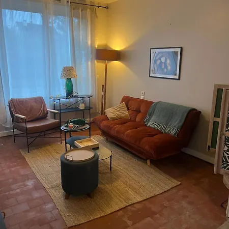 Holiday home Lieu Atypique - La Petite Epicerie *
